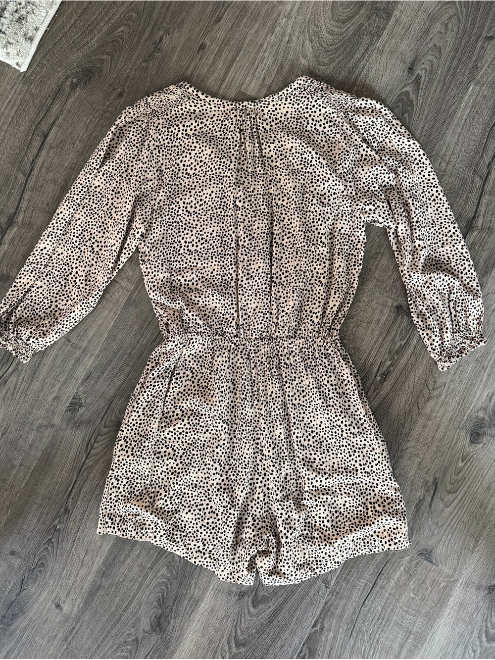 BEACHGOLD Beige & Black Printed Long-Sleeve Romper with Tassel Drawstring - Picture 3 of 5